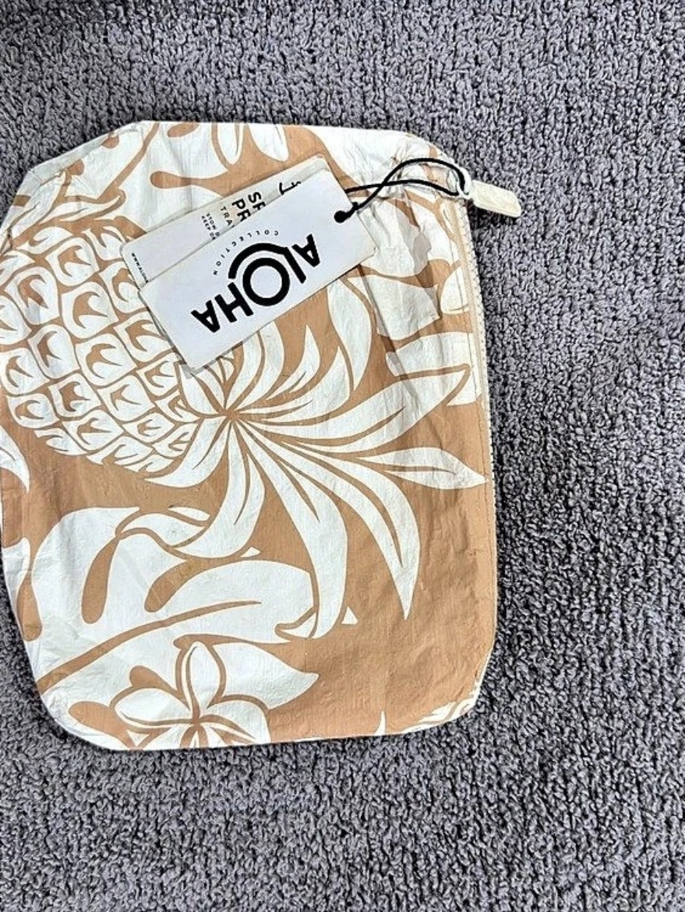Aloha Floral Cosmetic Pouch in Brown & White NWT